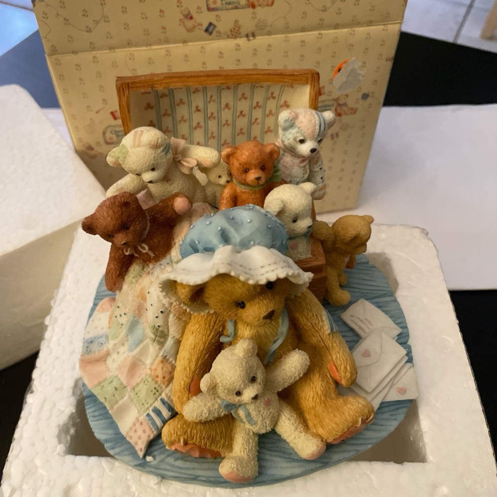Cherished Teddies TASHA In Grandmother's Attic Adoption Center Exclusive 156353 - Picture 2 of 6